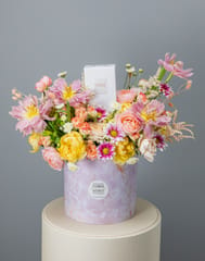 Flower Gift Set In Round Box