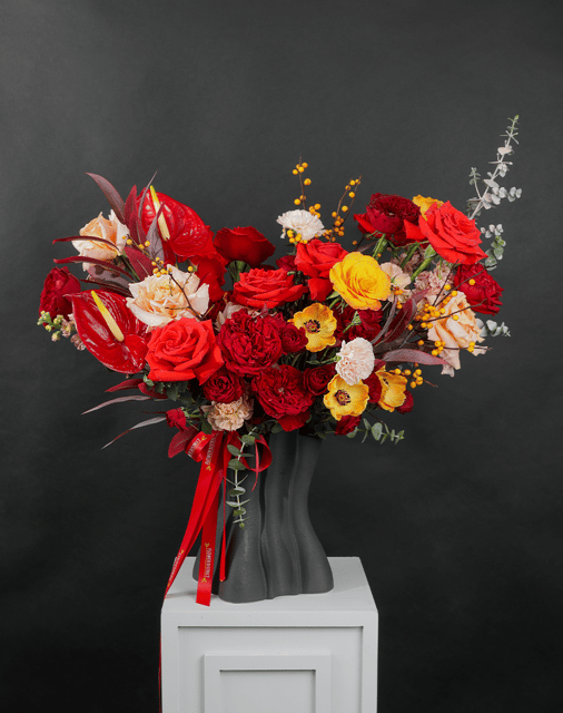 Valentines Day - Stunning Vase